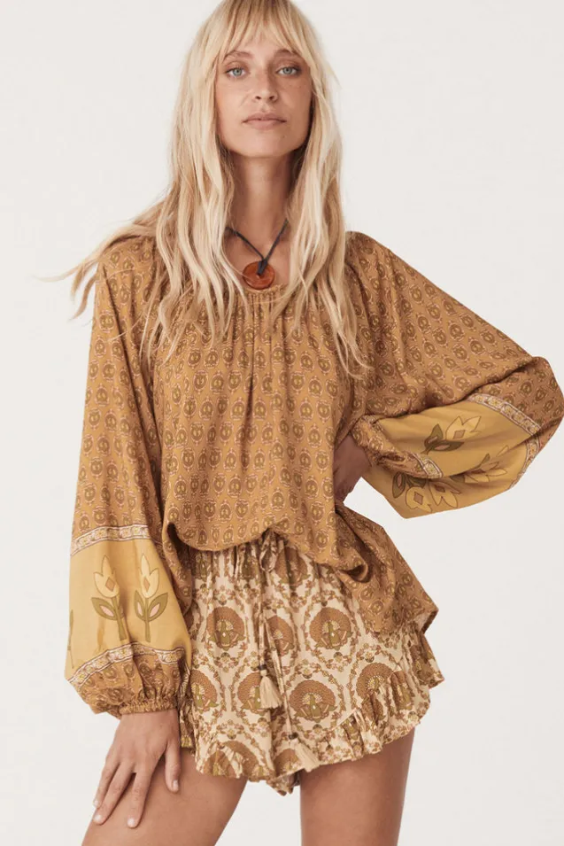 chateau_blouse_2-1.webp Champagne Chateau Blouse Clearance