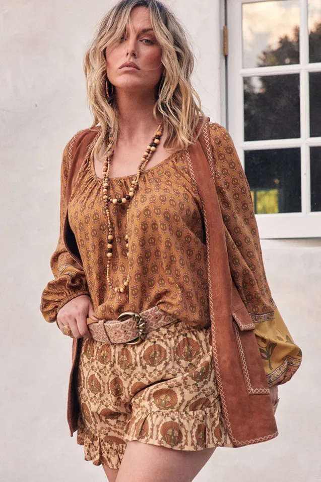 chateau_blouse_5-1.webp Champagne Chateau Blouse Clearance