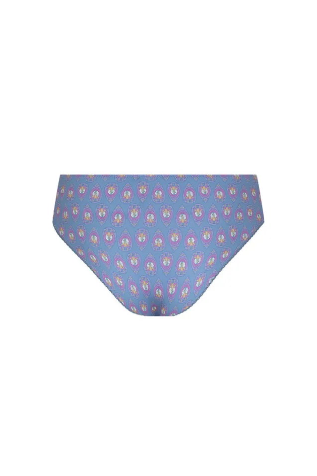 chateau_brief_6-2.webp Lavender Chateau Brief Clearance