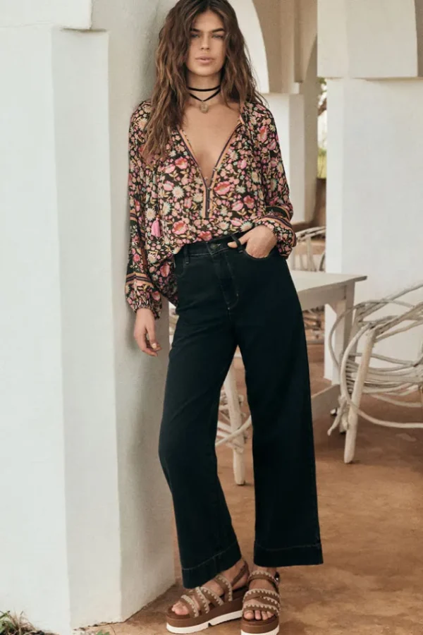 Vintage Black Classic Straight Leg Jean Store