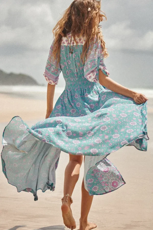 Paradise Lovers Beach Gown Shop