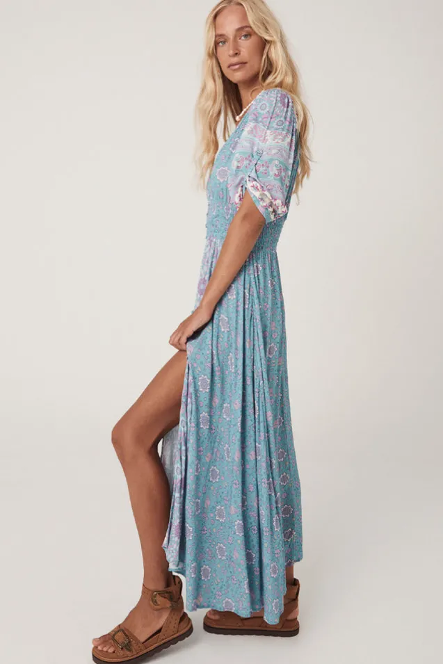 lovers_beach_gown_5-3.webp Paradise Lovers Beach Gown Shop