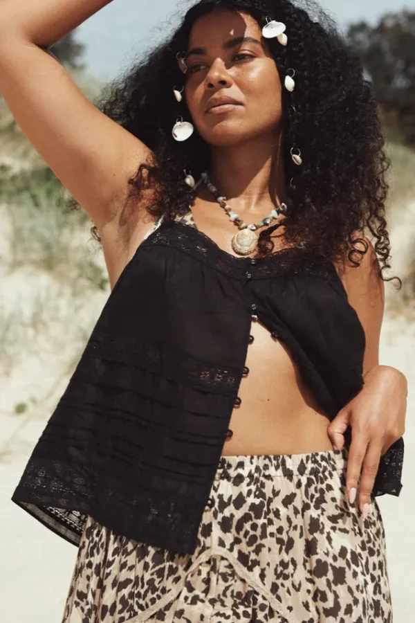 Black Teodora Cami Shop