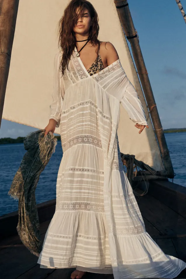 teodora_gown_2-2.webp White Teodora Gown Shop