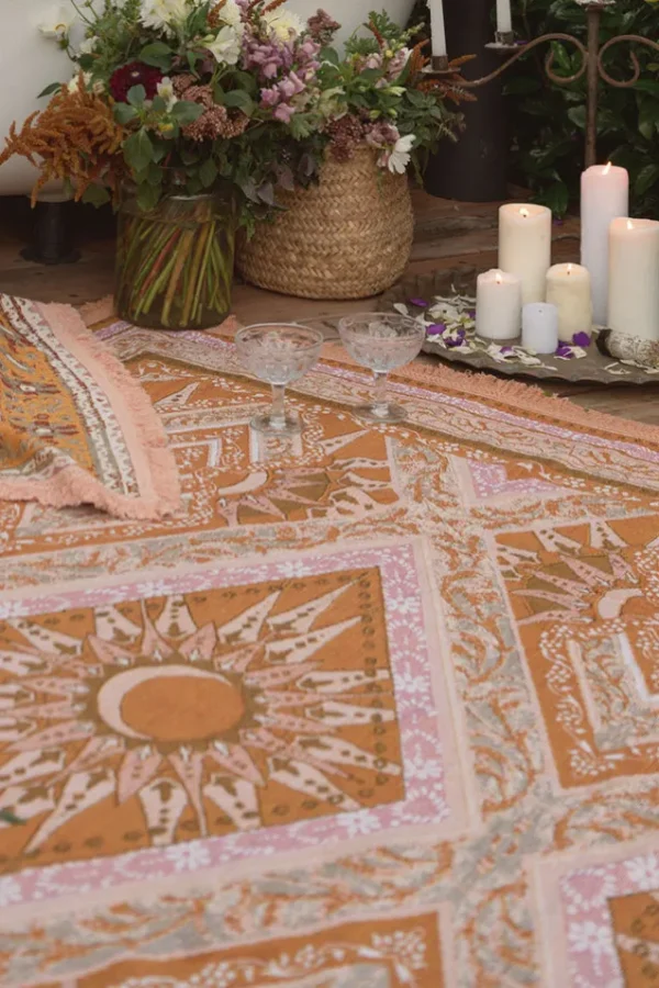 Moonrise Wandering Throw Online